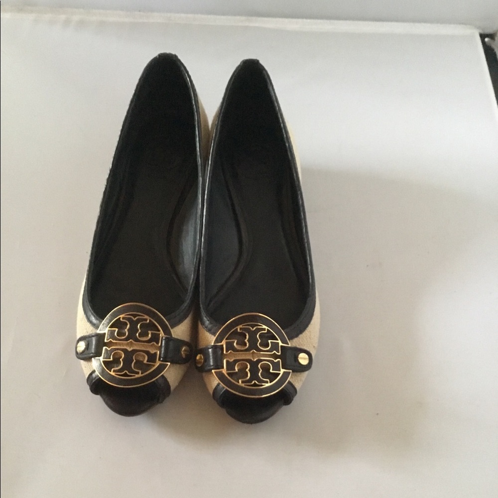 Tori Burch flats tan and black 6.5